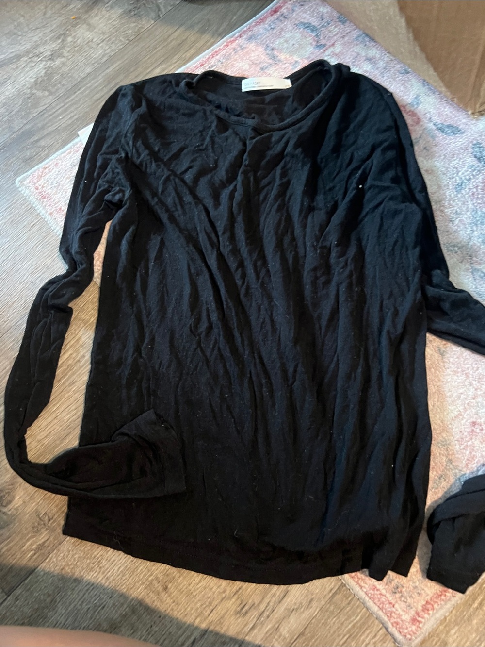 Oak + fort Classic Black Long-Sleeve Women's Top